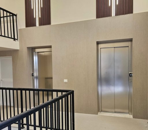 Tirane, shitet  2+1+parkim ,Kati 4, 99 m² 186.000 € (Bulevardi I Ri)