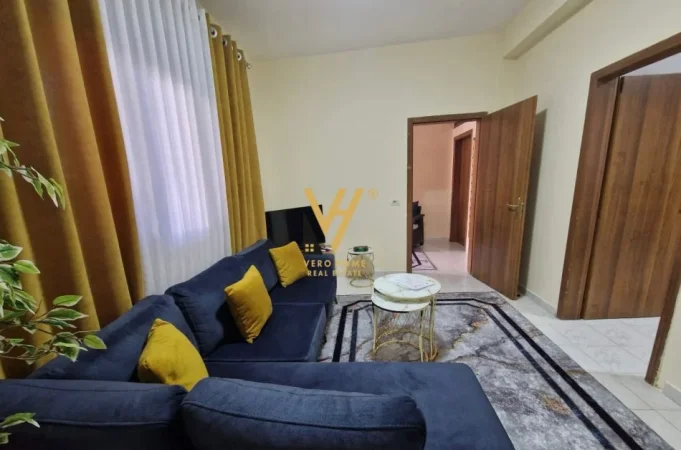 Tirane, jepet me qera apartament 2+1+Ballkon Kati 1, 75 m² 750 € (VASIL SHANTO)