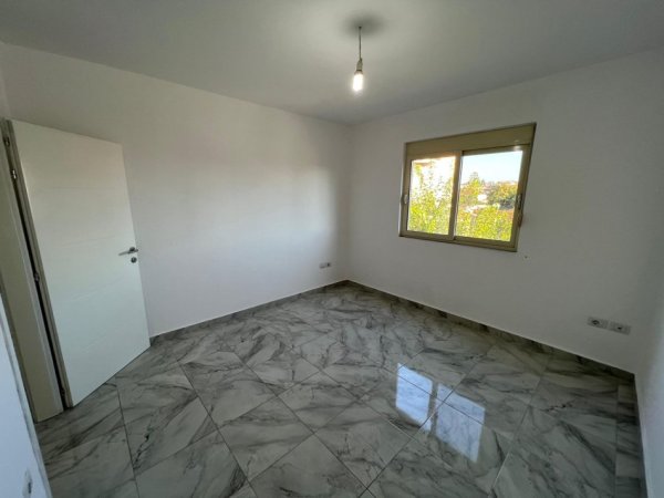 Tirane, jepet me qera apartament 2+1 Kati 3, 350 € 