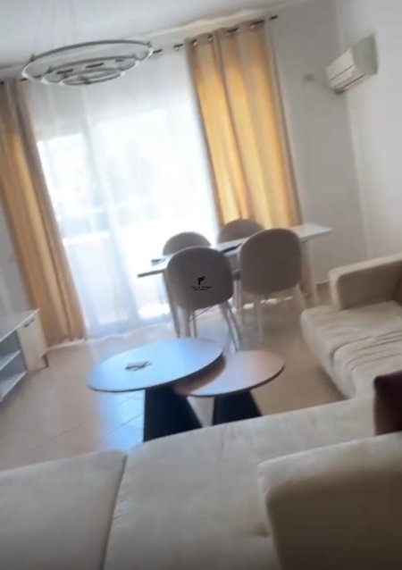 Tirane, jepet me qera apartament 1+1 Kati 2, 80 m² 500 € (MISTO MAME)