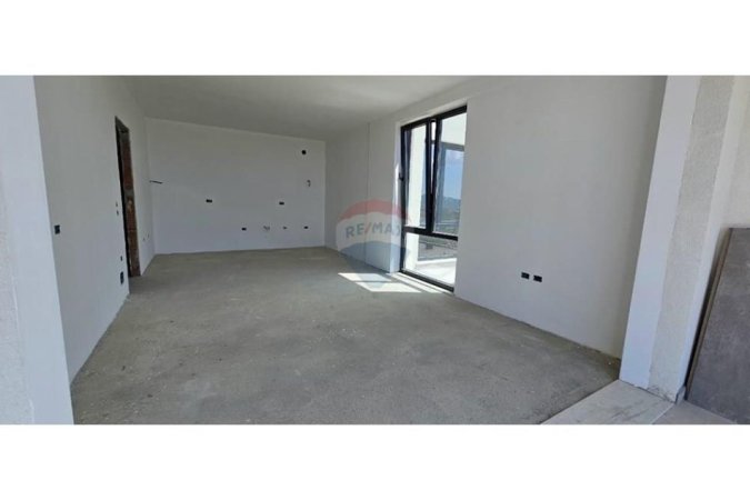 Tirane, shitet apartament 2+1 , 119 m² 244.000 € (ID: 530201017-600)