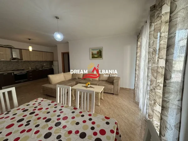 Tirane, jepet me qera apartament 2+1 Kati 5, 100 m² 650 € (tek Rruga e Kavajes)