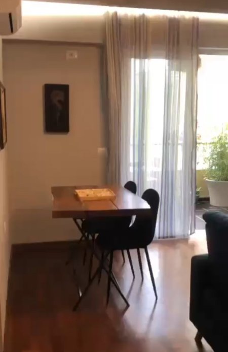 Tirane, shitet apartament 2+1+Ballkon Kati 2, 106 m² 185.000 € (KOPSHTI ZOOLOGJIK)