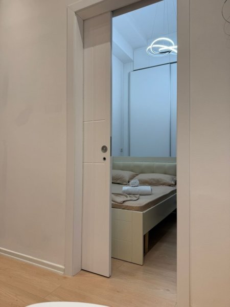 Tirane, jepet me qera apartament 1+1+Ballkon Kati 1, 45 m² 500 € 