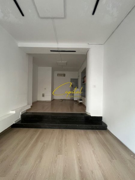 Tirane, jepet me qera dyqan Kati 0, 40 m² 120.000 leke (RRUGA MYSLYM SHYRI)