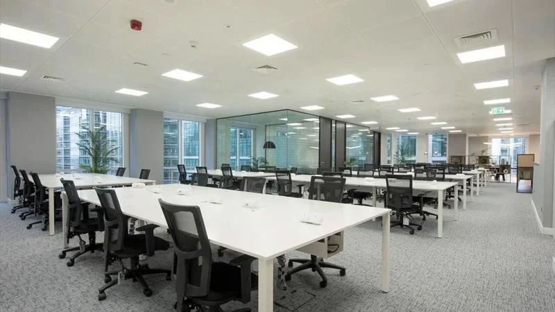 Tirane, jap me qera zyre Kati 5, 116 m² 1.100 € (GOLDEN TOWER RESIDENCE)