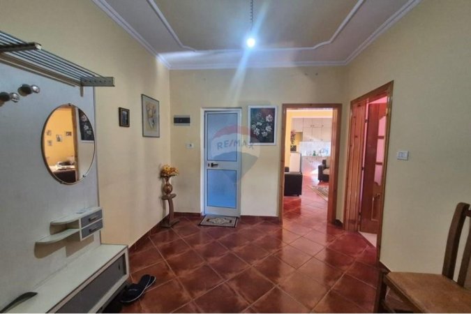 Tirane, shitet apartament 1+1 Kati 3, 58 m² 135.000 € (ID: 530411001-1173)