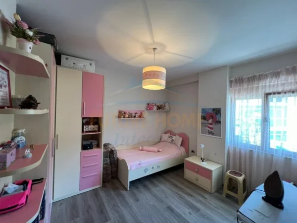 APARTAMENT 2+1 ME QERA NE FRESK