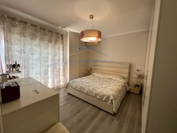 APARTAMENT 2+1 ME QERA NE FRESK