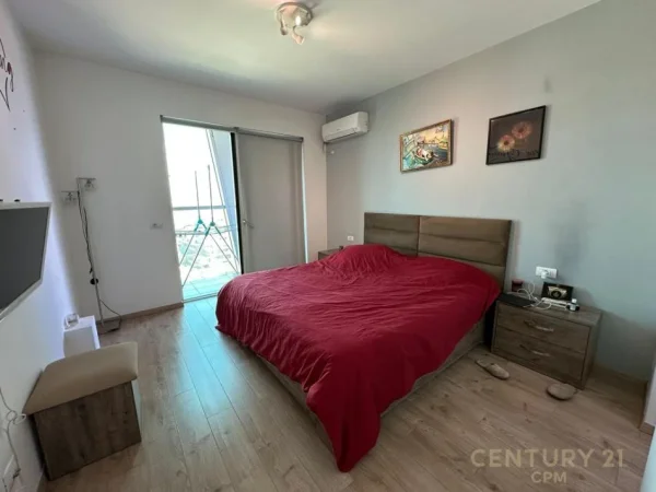 Tirane, jepet me qera apartament 1+1+Ballkon Kati 10, 90 m² 1.200 € (Ambasador 3)