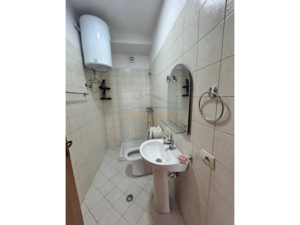 Tirane, jepet me qera apartament 2+1 Kati 6, 96 m² 480 € (Fresku,)
