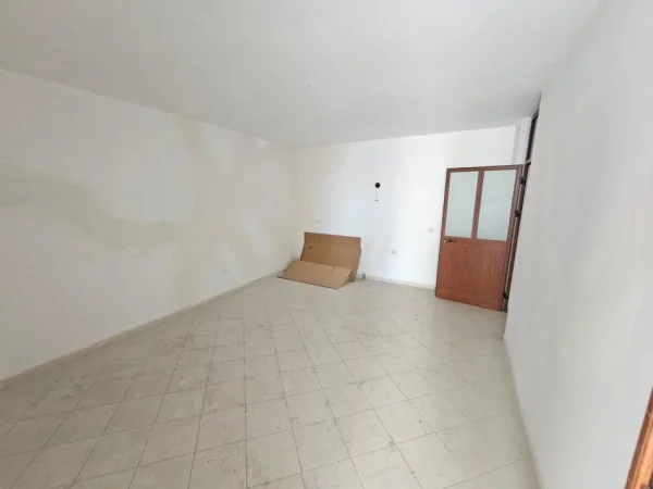Durres Plazh, shitet apartament 3+1+Aneks+Ballkon Kati 5, 115 m² 130.000 € 
