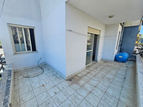 Durres Plazh, shitet apartament 1+1+Aneks+Ballkon Kati 2, 75 m² 87.000 € 