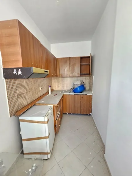 Durres Plazh, shitet apartament 1+1+Aneks+Ballkon Kati 2, 75 m² 85.000 €