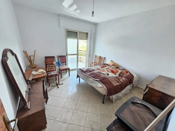 Durres Plazh, shitet apartament 1+1+Aneks+Ballkon Kati 2, 75 m² 85.000 €