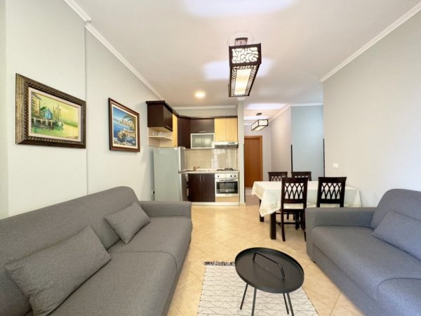 Mali Robit, shitet apartament 1+1+Aneks+Ballkon Kati 3, 55 m² 73.000 € 