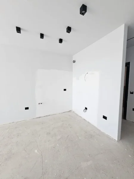 Qerret, shitet apartament 1+1+Aneks+Ballkon Kati 7, 82 m² 147.000 € 