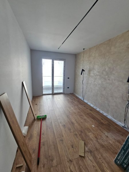 Qerret, shitet apartament 1+1+Aneks+Ballkon Kati 7, 68 m² 122.000 € 