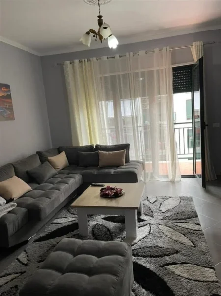 Tirane, jepet me qera apartament 1+1+Ballkon Kati 3, 70 m² 550 € (GREEN CITY ASTIR)
