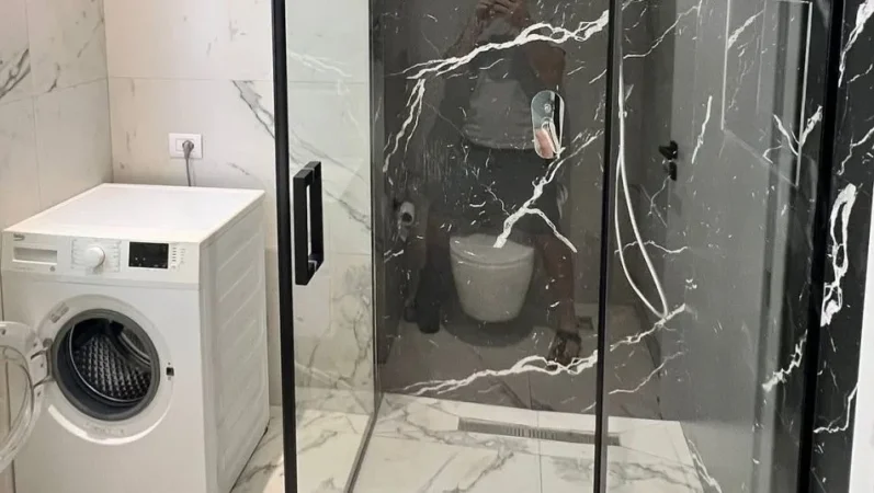 Tirane, jepet me qera apartament 2+1+Ballkon Kati 1, 100 m² 550 € (Rruga sauk)