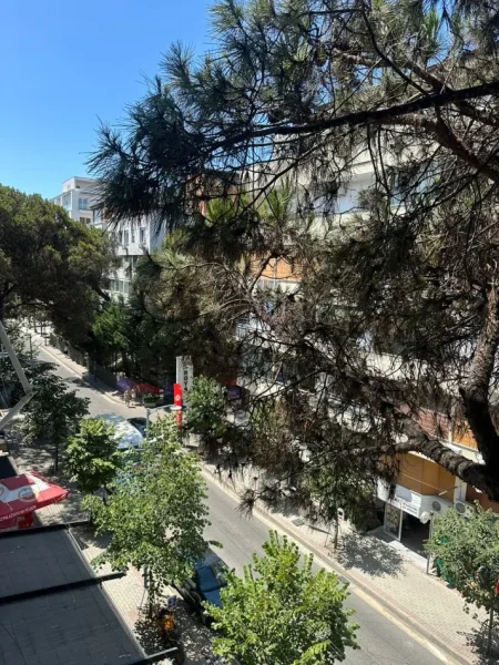 !!Shitur!!Durres, shitet apartament 2+1+Ballkon Kati 4, 85 m² 104.000 € (Perballe Royal Max, Mali i Robit)