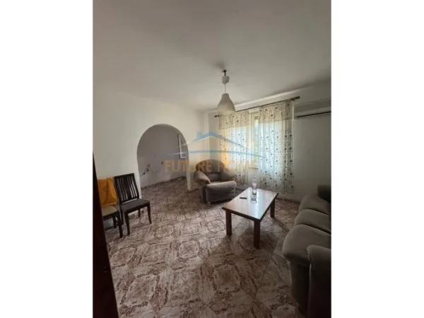 Tirane, shitet apartament 1+1 Kati 4, 50 m² 110.000 € (Myslym Shyri)