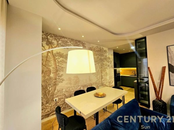 Tirane, jepet me qera apartament 2+1+Aneks+Ballkon Kati 11, 106 m² 850 € (Kompleksi Panorama)