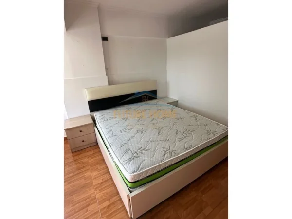 Tirane, shitet apartament 1+1 Kati 1, 42 m² 70.000 € (Rruga Dritan Hoxha)