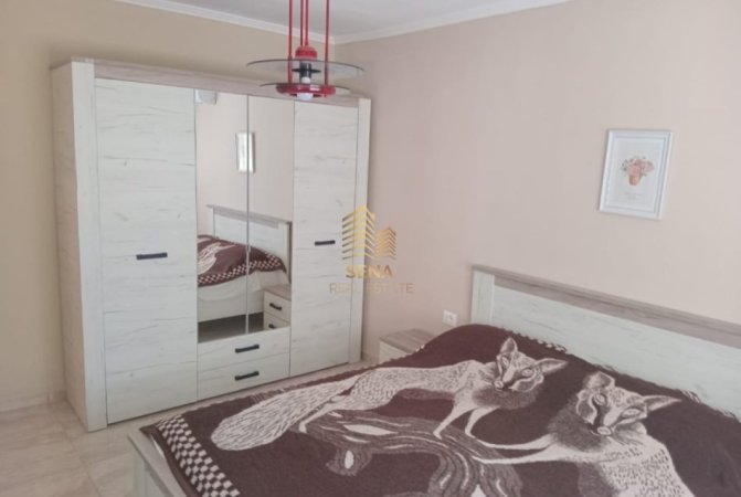 Tirane, jepet me qera apartament 2+1+Ballkon Kati 1, 80 m² 600 € (Rruga Tefta Tashko-Koço)