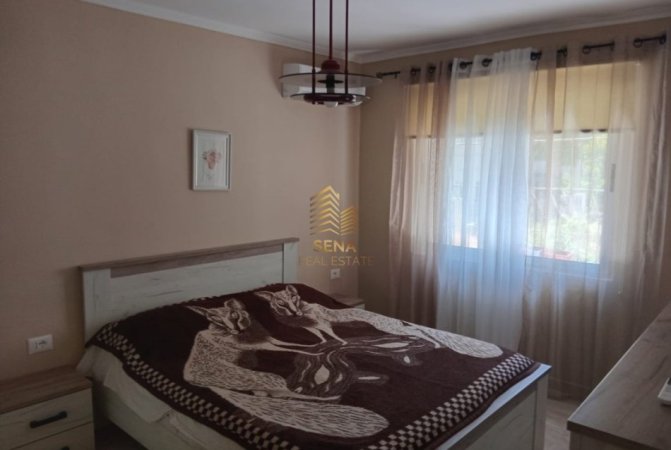 Tirane, jepet me qera apartament 2+1+Ballkon Kati 1, 80 m² 600 € (Rruga Tefta Tashko-Koço)
