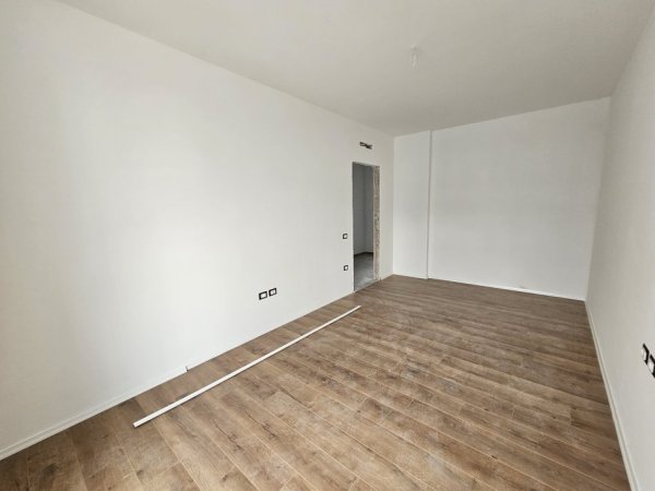 Tirane, shitet apartament 2+1 Kati 3, 124 m² 208.000 € (BULEVARDI I RI ,RRUGA JORDAN MISJA)