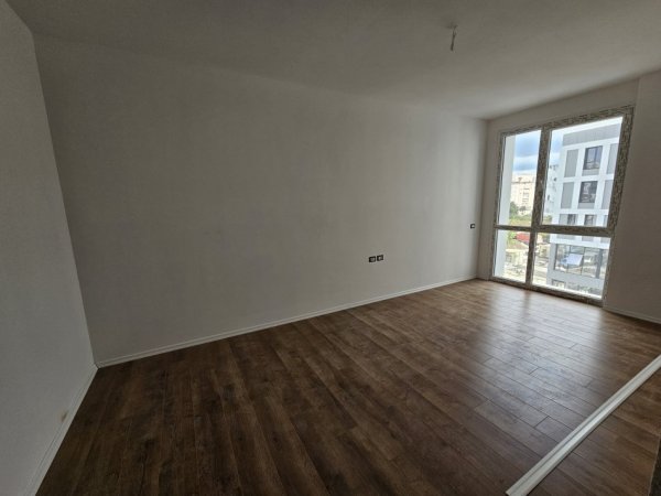 Tirane, shitet apartament 2+1 Kati 3, 124 m² 208.000 € (BULEVARDI I RI ,RRUGA JORDAN MISJA)