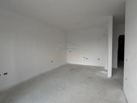 Tirane, shitet apartament 1+1 Kati 8, 69 m² 57.800 € (KAMEZ)
