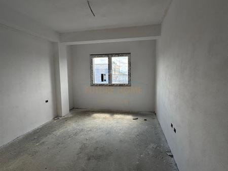 Tirane, shitet apartament 1+1 Kati 8, 69 m² 57.800 € (KAMEZ)