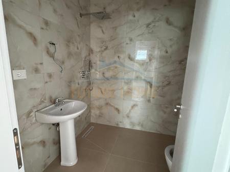 Tirane, shitet apartament 2+1 Kati 2, 91 m² 130.000 € (FRESK)