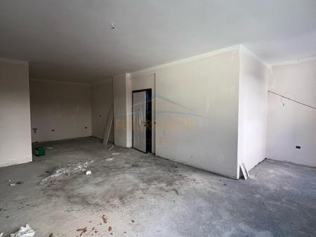 Tirane, shitet apartament 2+1 Kati 2, 124 m² 205.000 € (RRUGA E ELBASANIT)