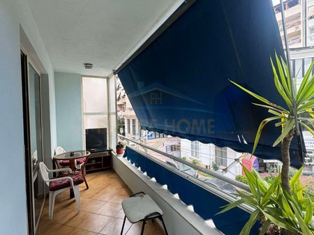 Tirane, jepet me qera apartament 2+1 Kati 2, 95 m² 550 € (KODRA E DIELLIT)