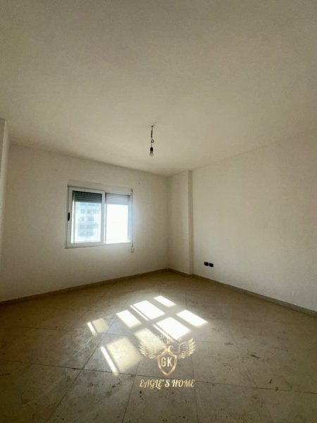 Durres, shitet apartament 1+1+Ballkon Kati 8, 65 m² 70.000 € (ISH URT)