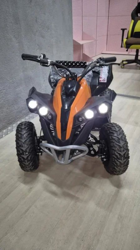 Tirane, shes Quad Motorr elektrik per femije , portokalli 500 €