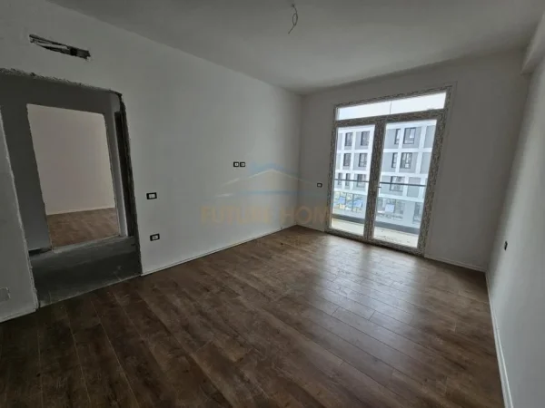 Tirane, shitet apartament 2+1+Ballkon Kati 3, 124 m² 208.000 € (Bulevardi i Ri)