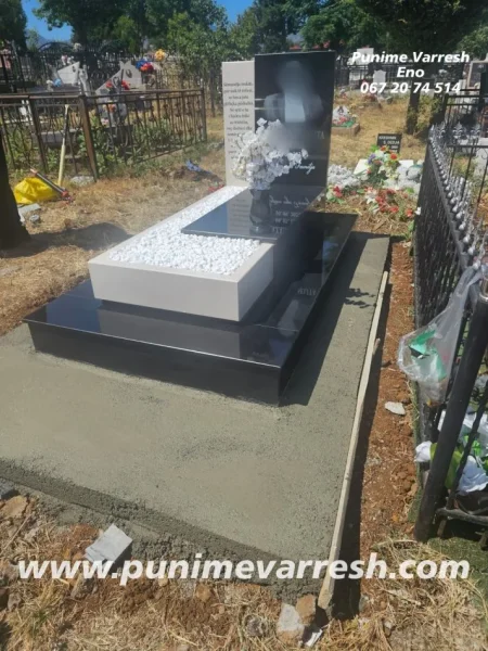 ofroj Varrosh Mermeri Dhe Graniti | Modele Varresh Me Pikture 250 €