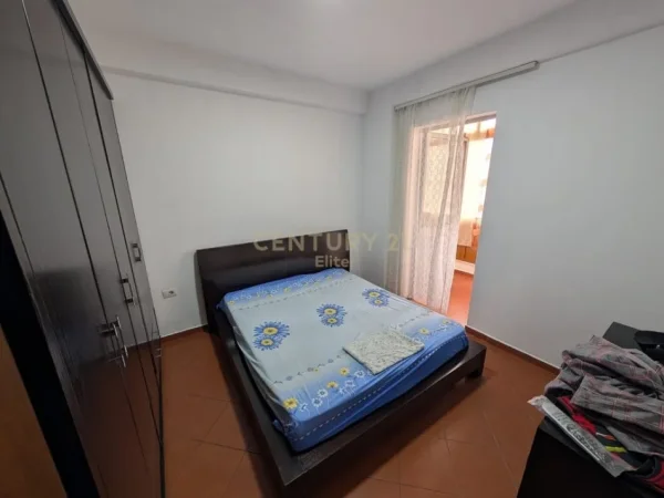 Tirane, jepet me qera apartament 1+1 Kati 7, 55 m² 550 € (Ish-Ekspozita)