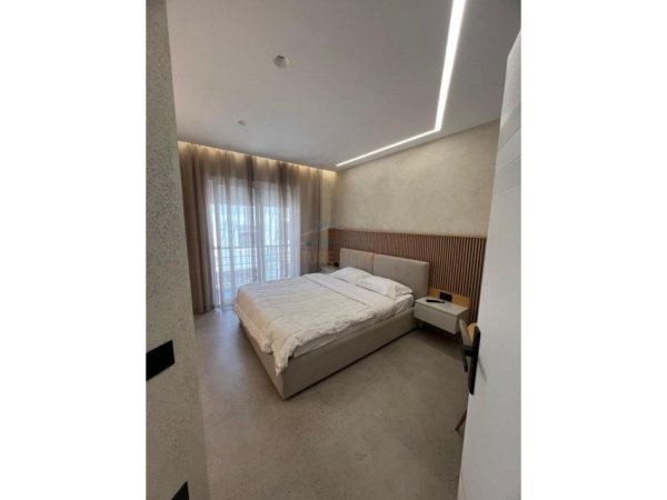 Tirane, shes apartament 2+1+Aneks+Ballkon Kati 1, 63 m² 185.000 € (RRUGA E BOGDANEVE)