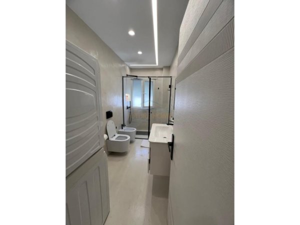 Tirane, shes apartament 2+1+Aneks+Ballkon Kati 1, 63 m² 185.000 € (RRUGA E BOGDANEVE)