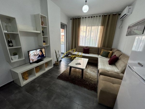 Tirane, jepet me qera apartament 2+1 Kati 1, 105 m² 540 € (ASTIR)