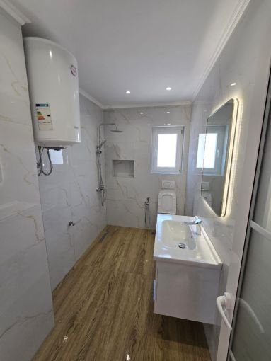 Tirane, jepet me qera apartament 2+1 Kati 4, 77 m² 145.000 € 
