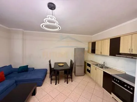 Tirane, shitet apartament 2+1 Kati 7, 12.300.000 € 