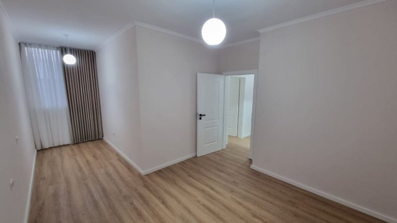 SHITET APARTAMENT 1+1 – RRUGA E KAVAJËS (PAS GLOBE, PËRBALLË DELIJORGJI, Kati 3, 58 m² 128.000 €uro