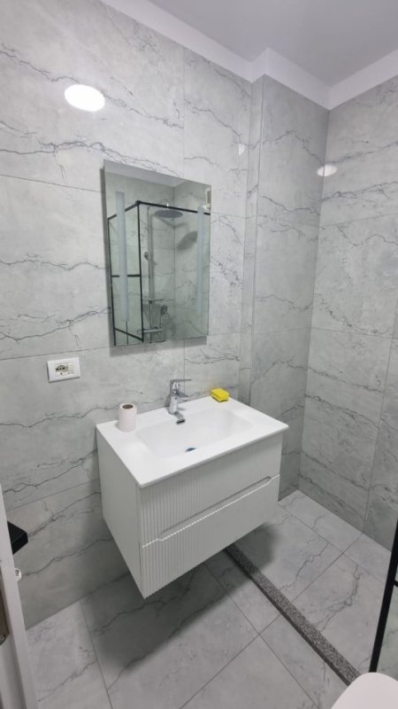 SHITET APARTAMENT 1+1 – RRUGA E KAVAJËS (PAS GLOBE, PËRBALLË DELIJORGJI, Kati 3, 58 m² 128.000 €uro