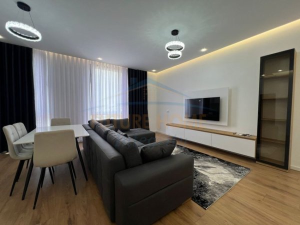 Tirane, jepet me qera apartament 1+1 Kati 9, 78 m² 550 € (Bulevardi i Ri)